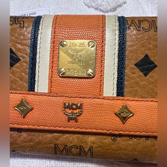 Preloved 💯 MCM Web Monogram Trifold Medium Wallet - Picture 2 of 16